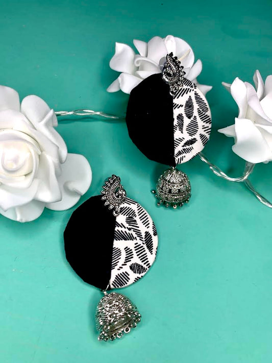 Jhumka Tissu Rond Bicolor | Boucles d'oreilles traditionnelles fait main