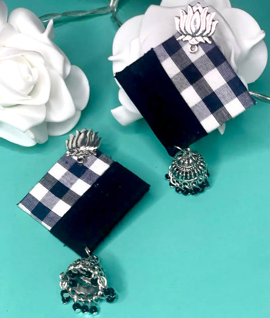 Jhumka Tissu Losange | Boucles d'oreilles traditionnelles fait main