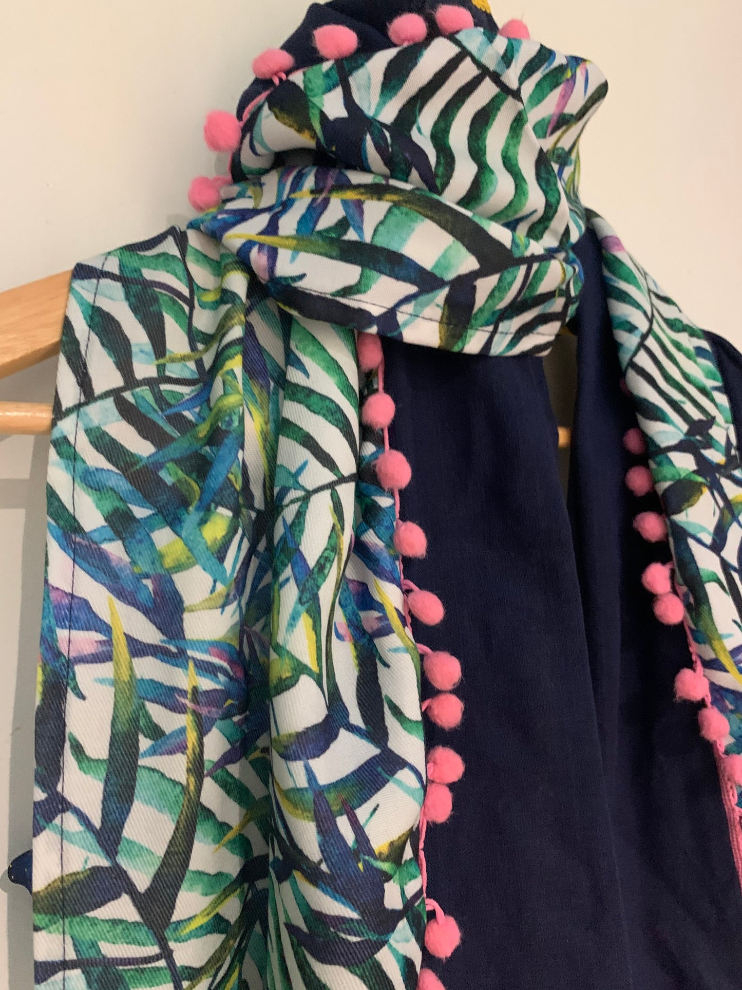 Bleue Tropicale | Echarpe imprimée motifs tropicaux